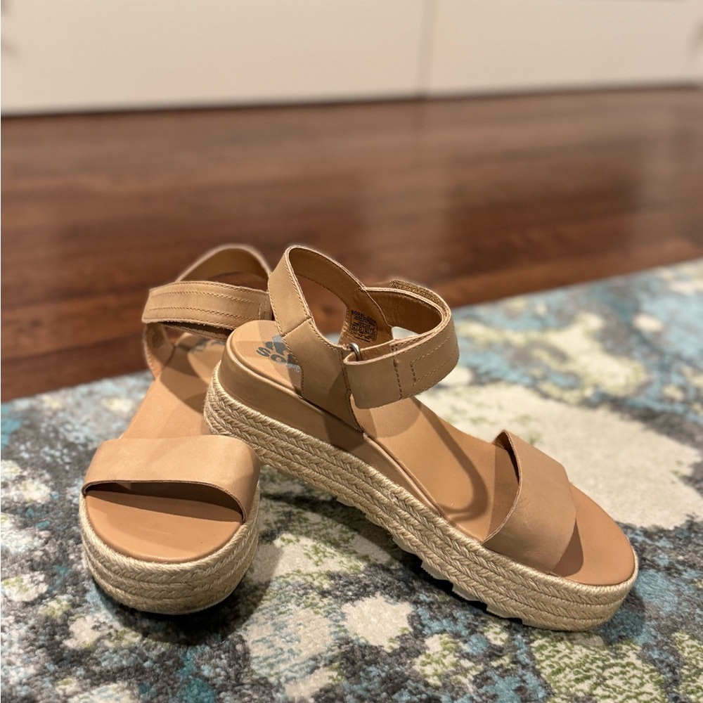 Women's Tan Espadrille Sandals